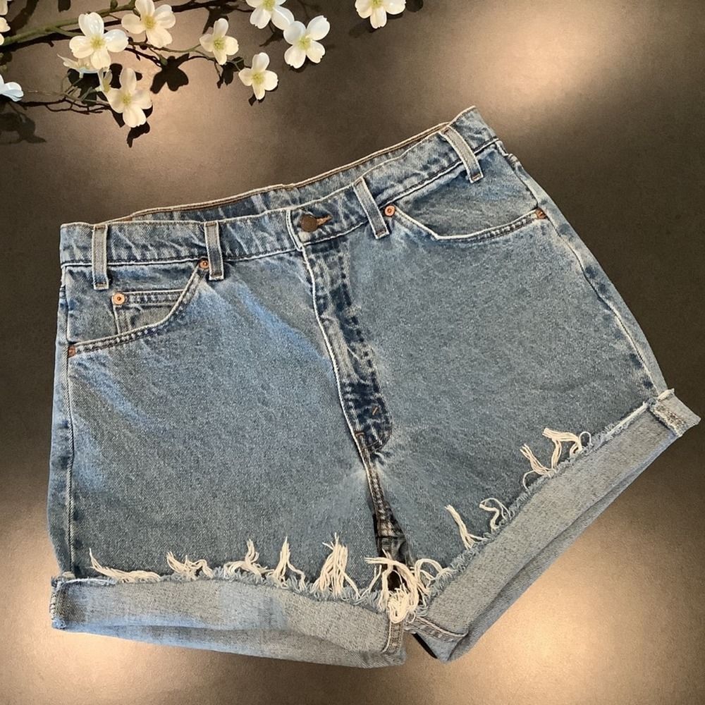 Vintage Levi’s 550 Orange Tab Cutoff Jean Shorts Mom High Waist 90’s Relaxed Fit